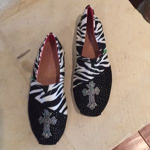 Rhinestone ✝️ flats